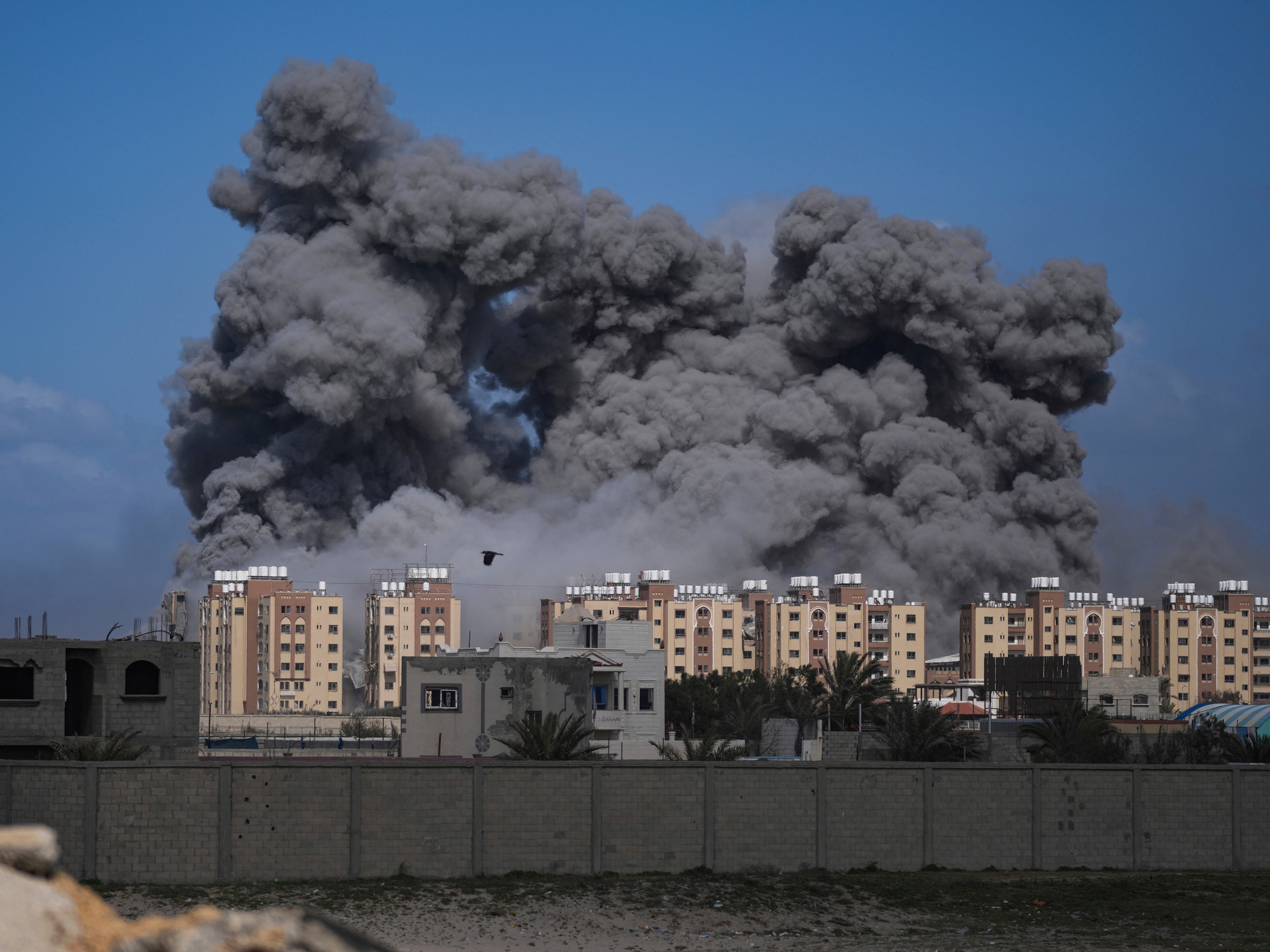 Israel’s Netanyahu rebuffs US plea to call off Rafah offensive