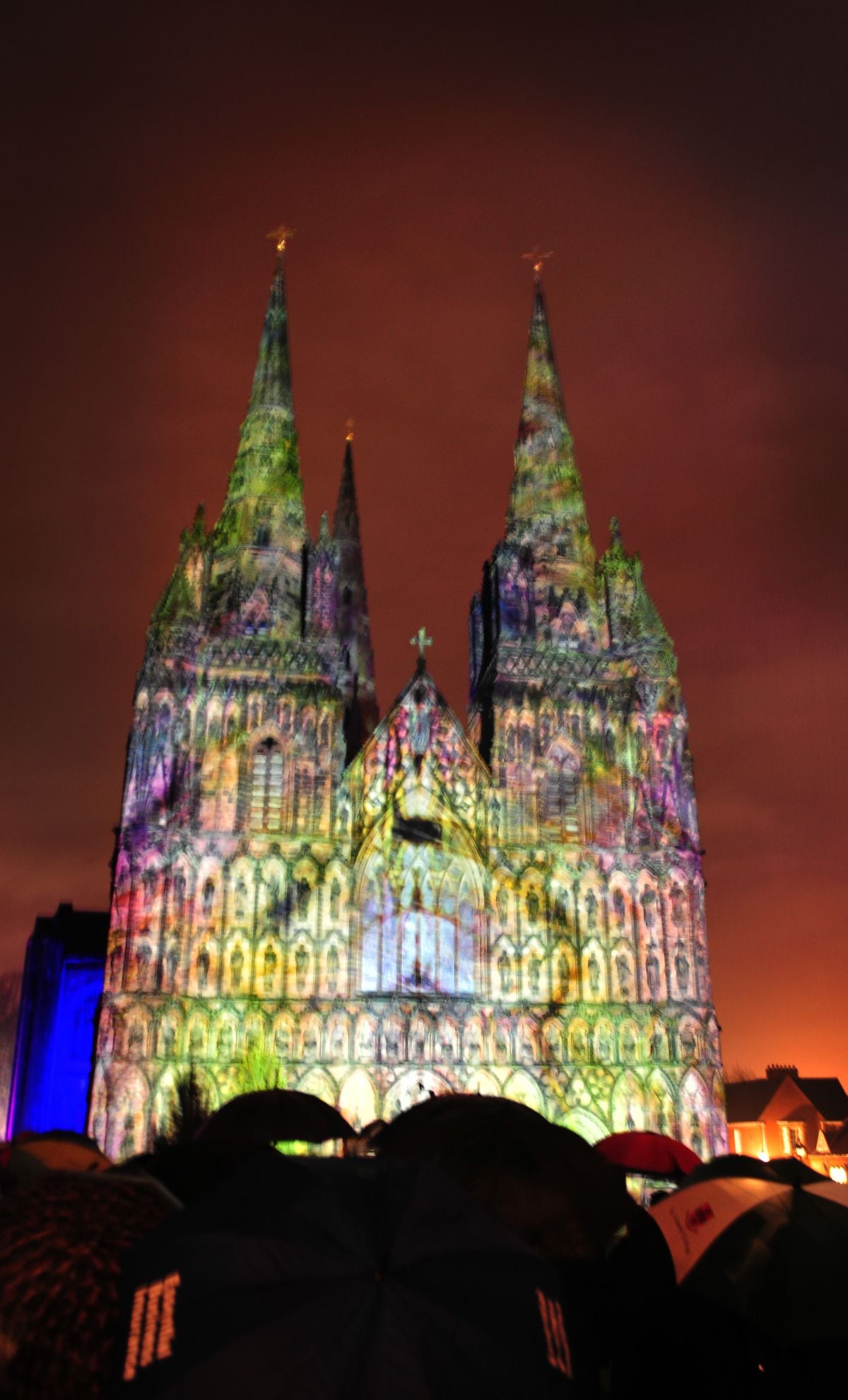 Lichfield Cathedral lit up in annual display | Express & Star