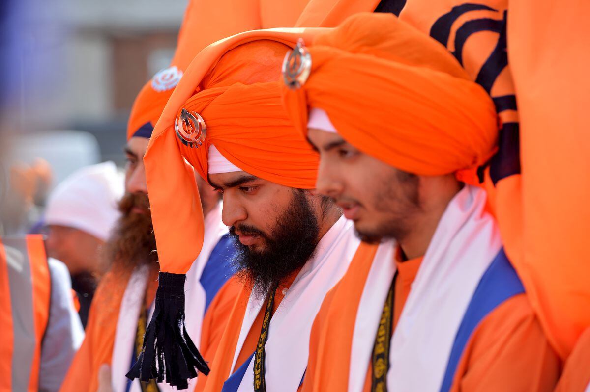 GALLERY Thousands line the streets for Vaisakhi celebrations Express