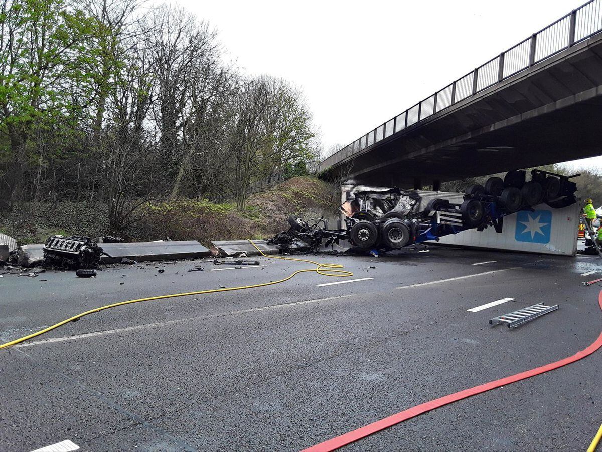 M6 Reopens After Lorry Crash And Fire Closes Northbound Carriageway ...