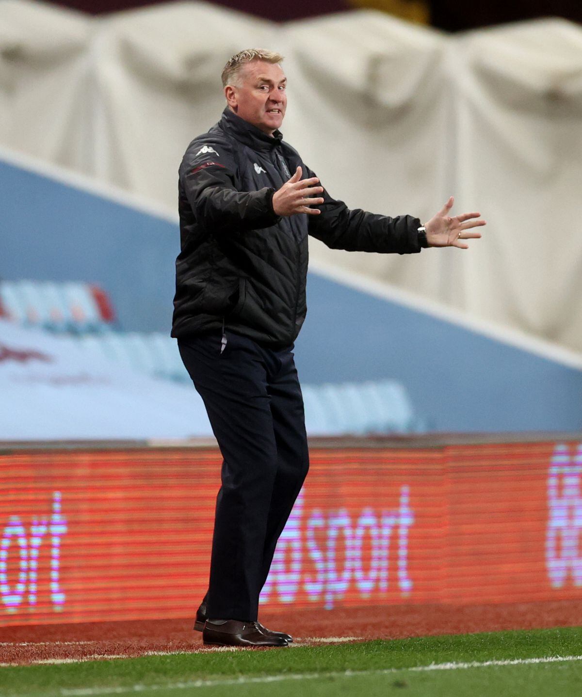 Dean Smith, Directeur D'Aston Villa