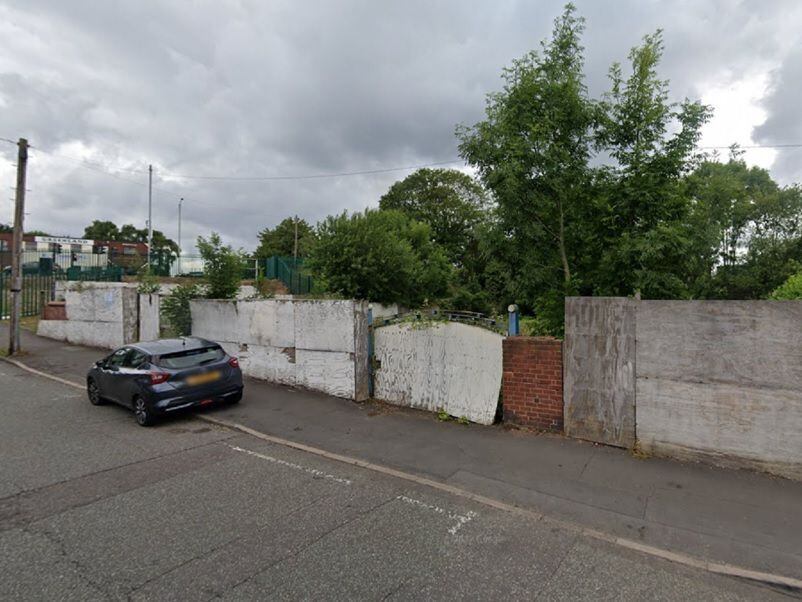 Plans to build townhouses opposite landmark pub revived after several years and no action