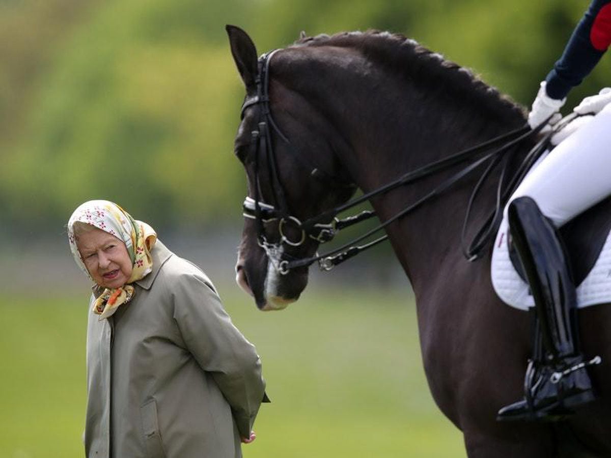 In Pictures Queen’s joyful week continues with Royal Windsor Horse