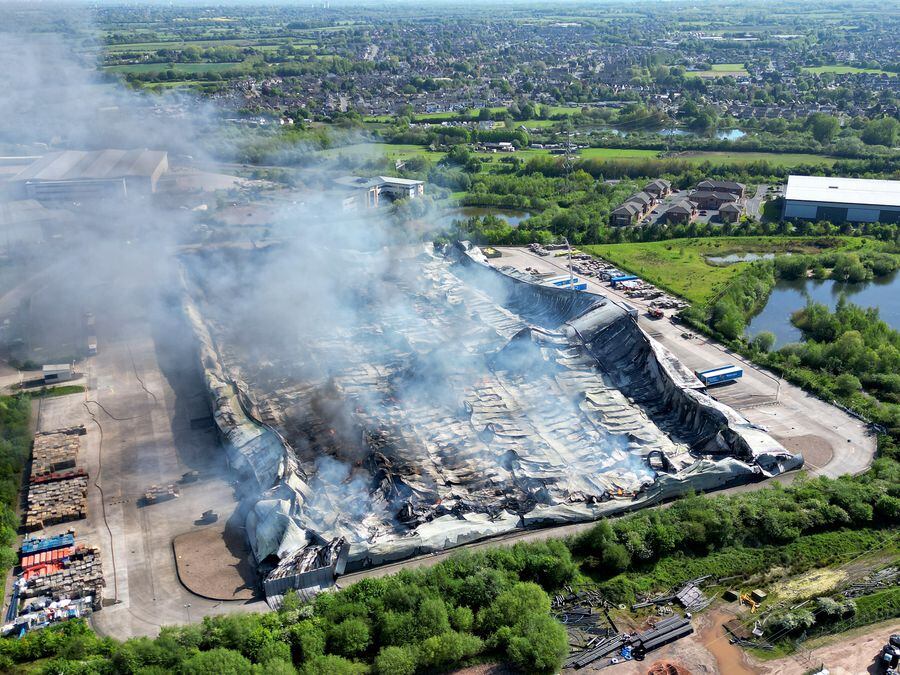 'It looks really bad!' Residents describe 'big black clouds' of smoke ...