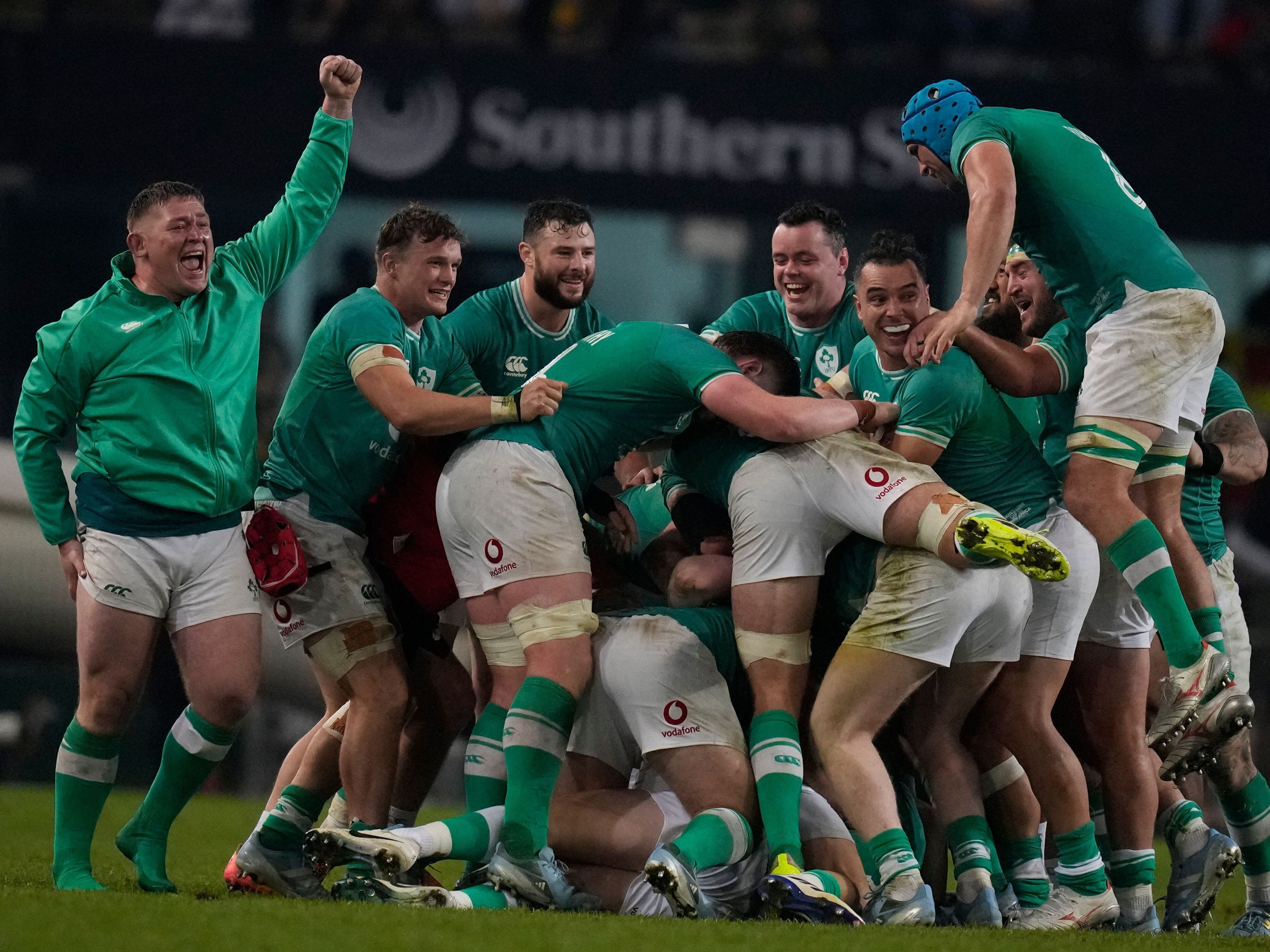 Ciaran Frawley’s late drop goal sees Ireland beat South Africa to draw series