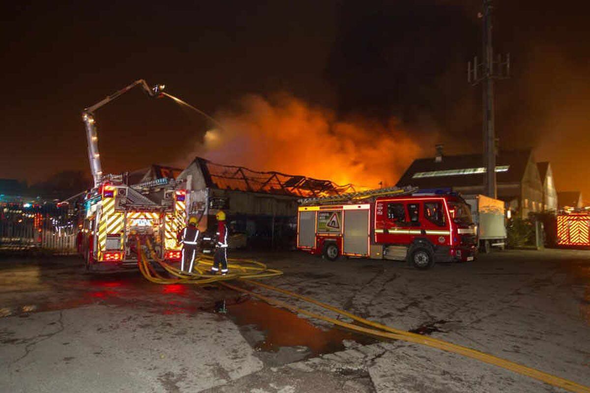 WATCH: 100 Firefighters Tackle Huge Blaze At Bilston Workshop | Express ...