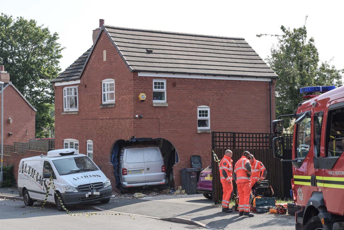 Gas pipe fractured as van crashes through wall and into house | Express ...