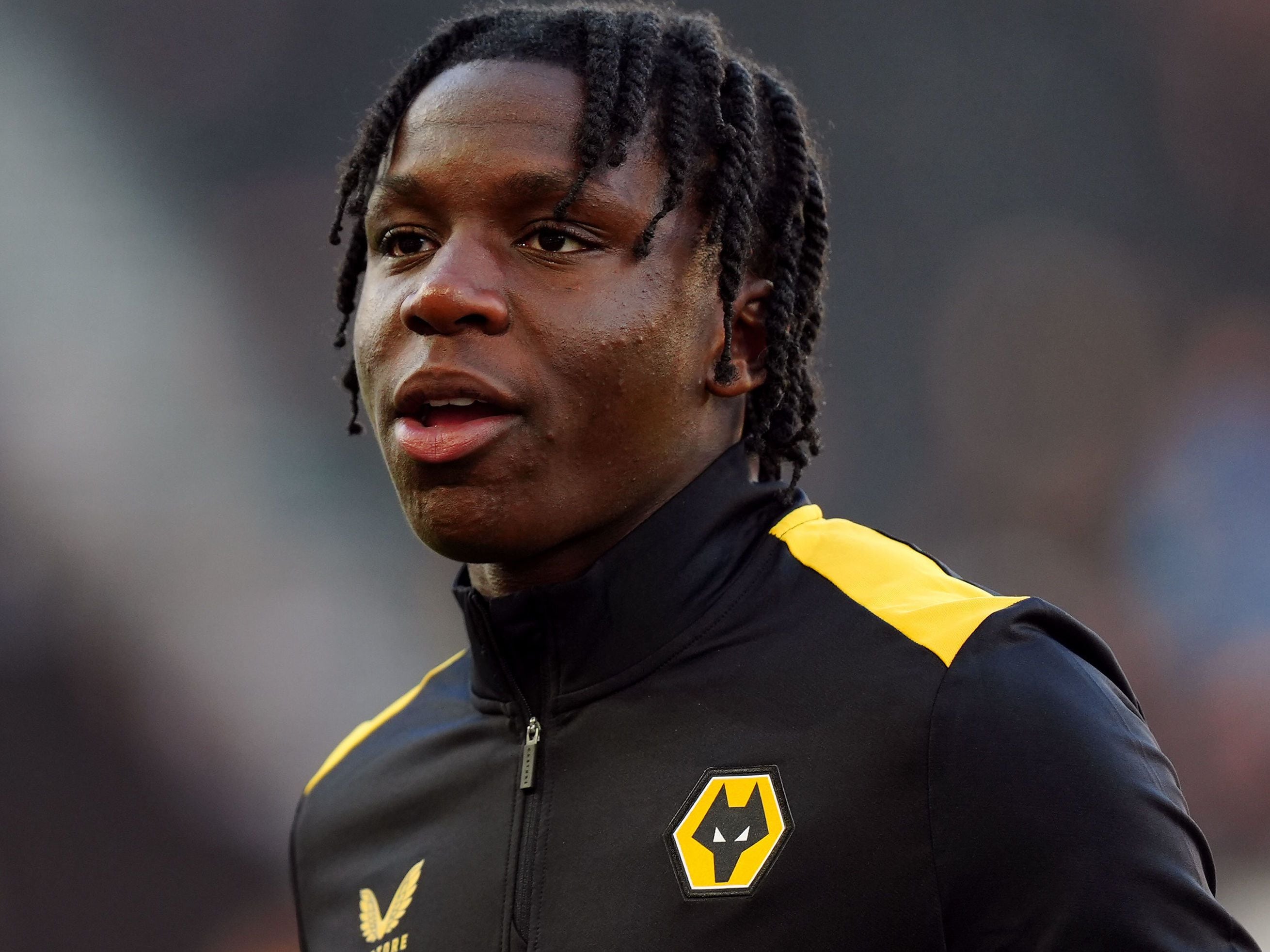 Wolves in transfer fight for young defender
