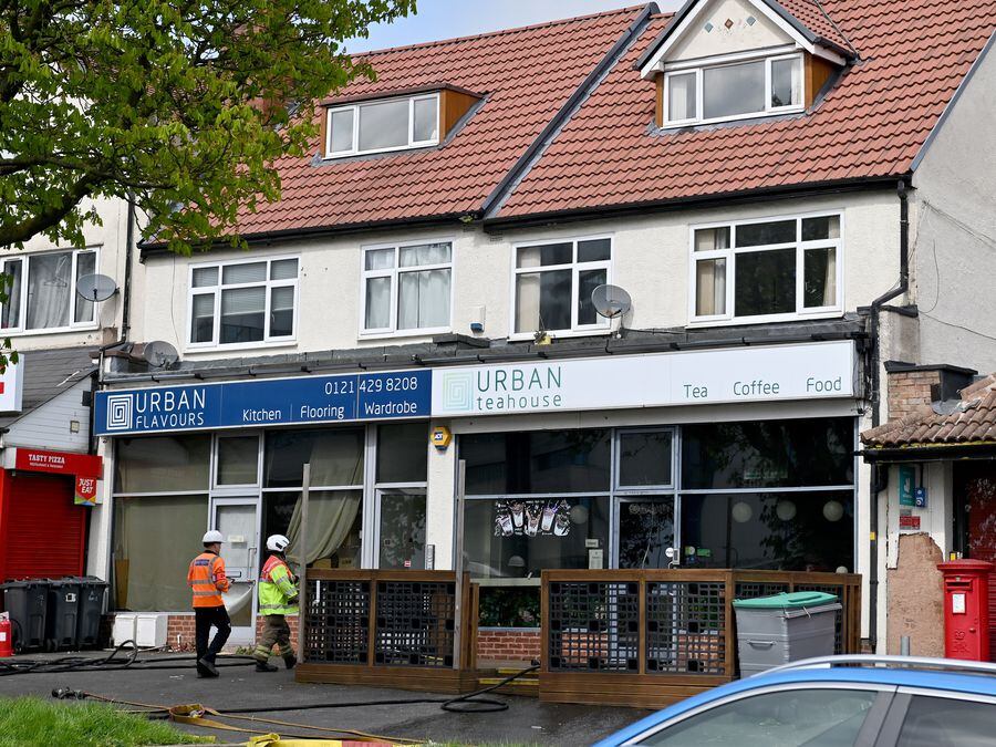 Oldbury fire About 40 firefighters battle blaze at food outlet