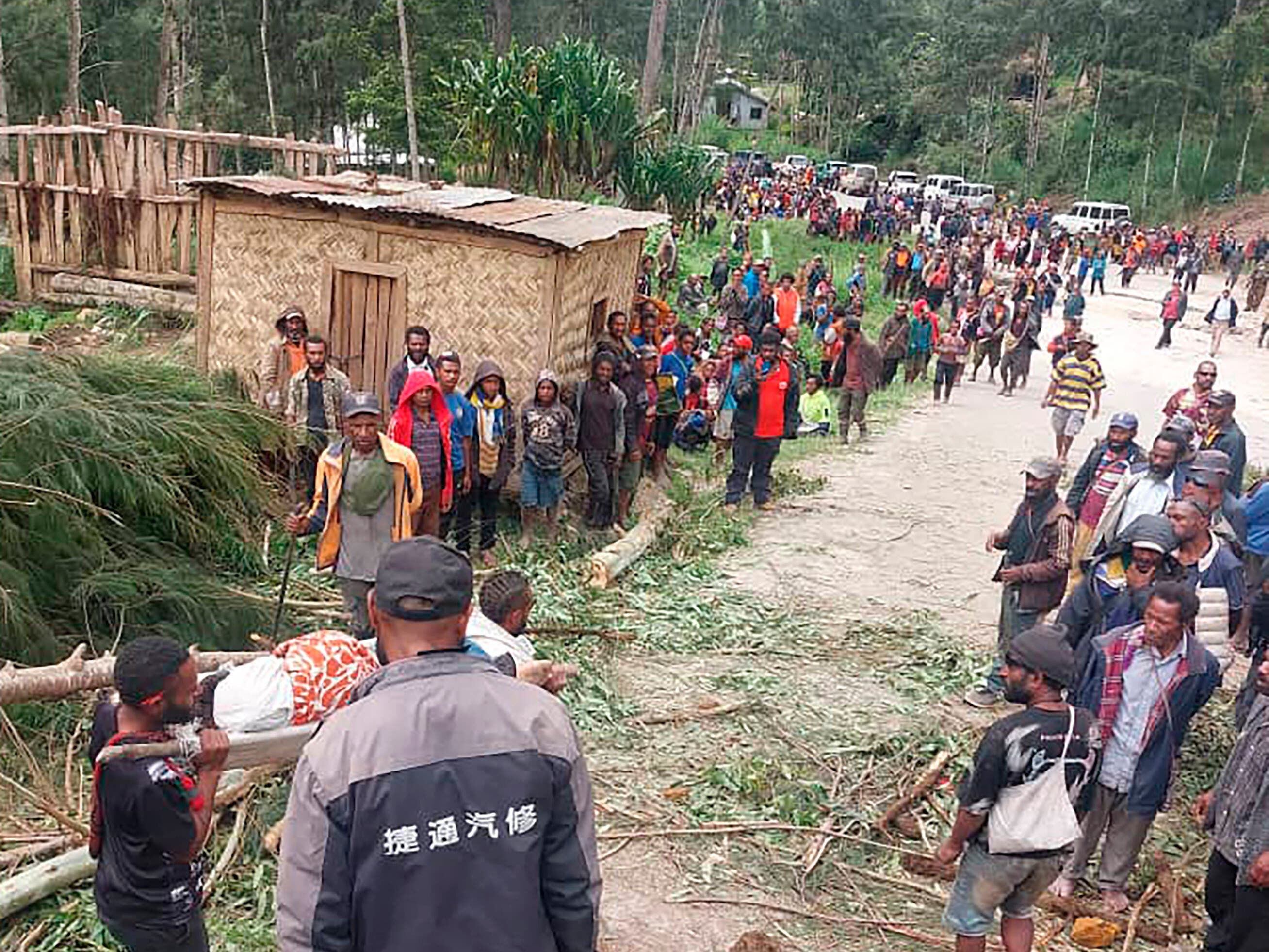 Emergency convoy takes aid to survivors of Papua New Guinea landslide