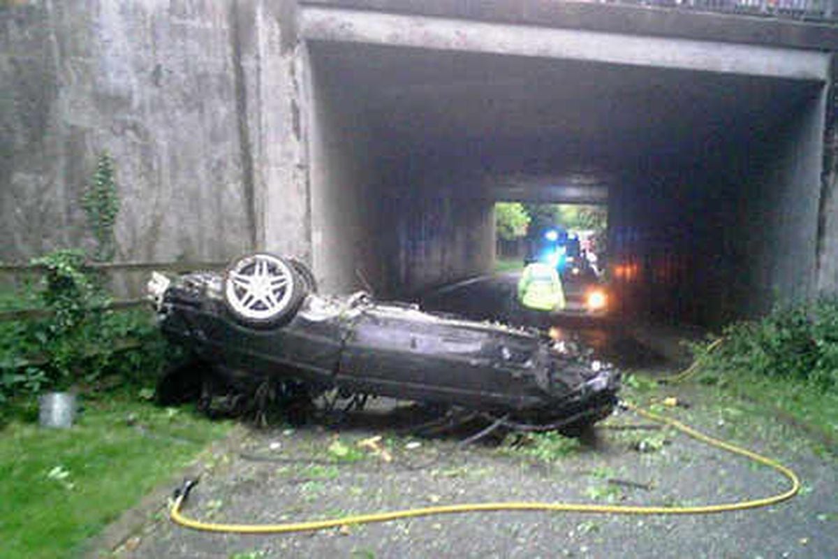 Pairs Lucky Escape After M54 Crash Express And Star