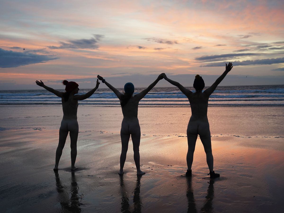 North East Skinny Dip: Swimmers bare all braving North Sea for charity |  Express & Star