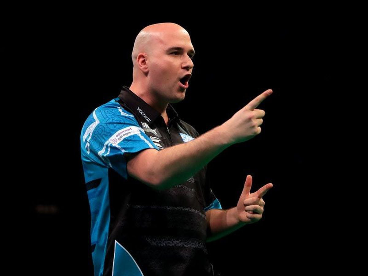 Rob Cross storms into semis with dominant display | Express & Star