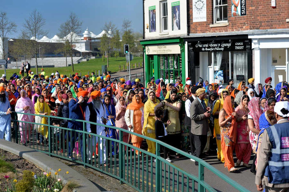 Thousands take part in Wolverhampton Vaisakhi procession PICTURES and