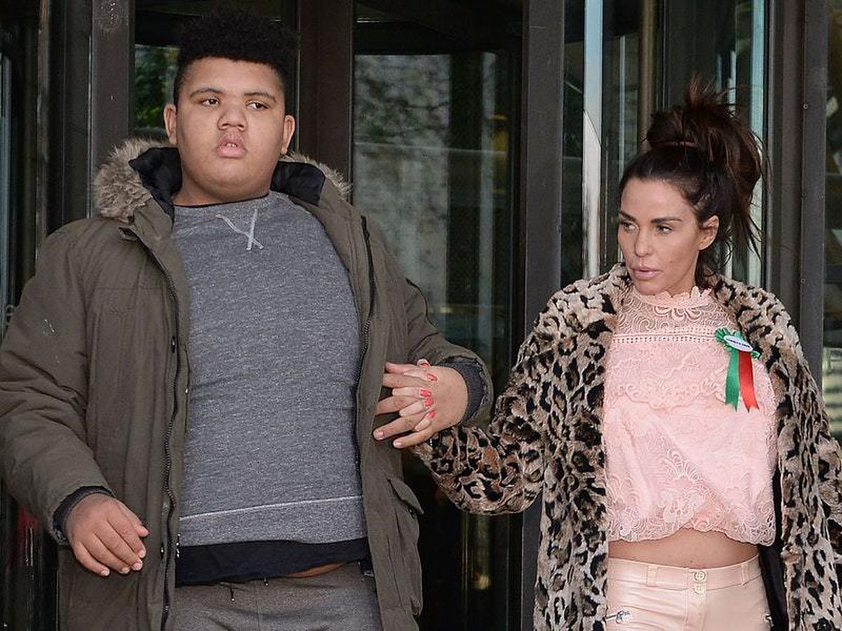 Katie Price Says She Has No Choice But To Put Disabled Son Harvey Into Care Express And Star 1965