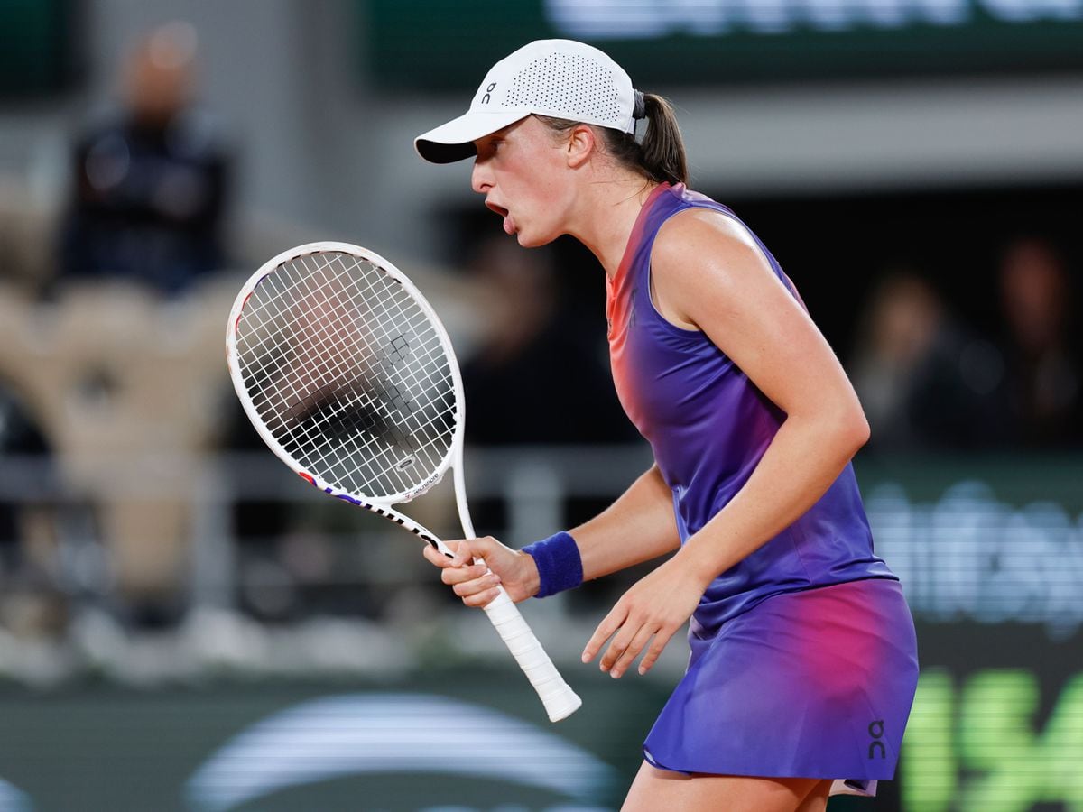 French Open day four: Iga Swiatek and Naomi Osaka involved in classic encounter