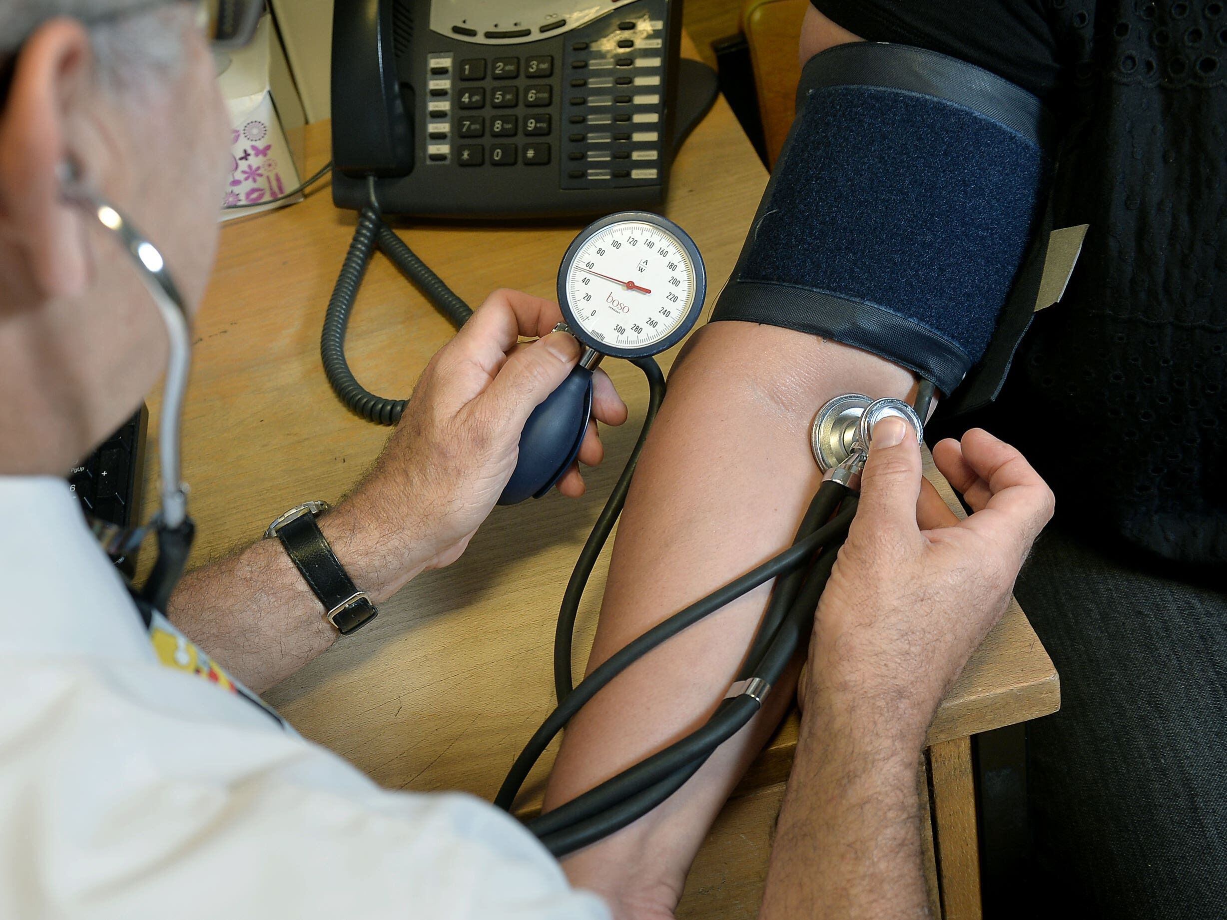 GPs ‘struggle to find work as patients left in pain’ – union