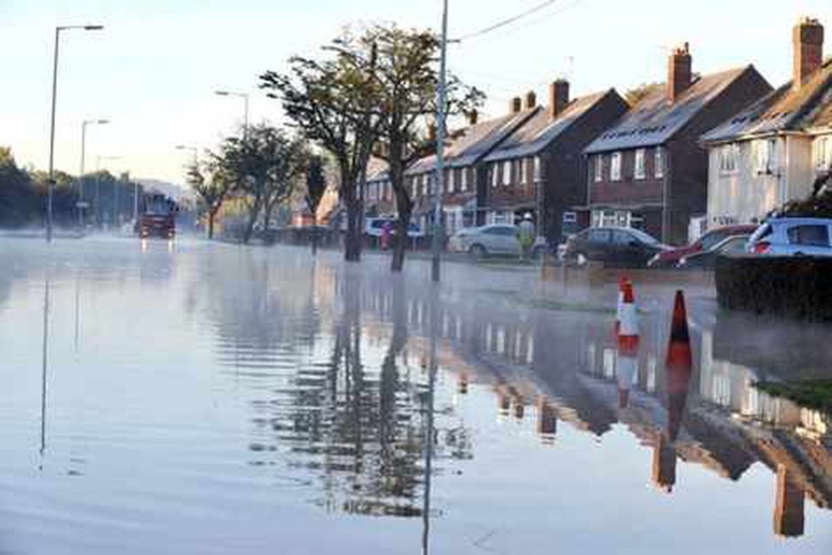 huge-flood-hits-wolverhampton-homes-express-star