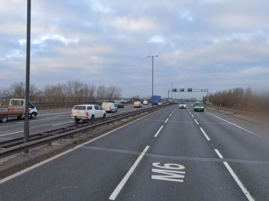 Speed limit and lane closures for M6 barrier upgrade work | Express & Star