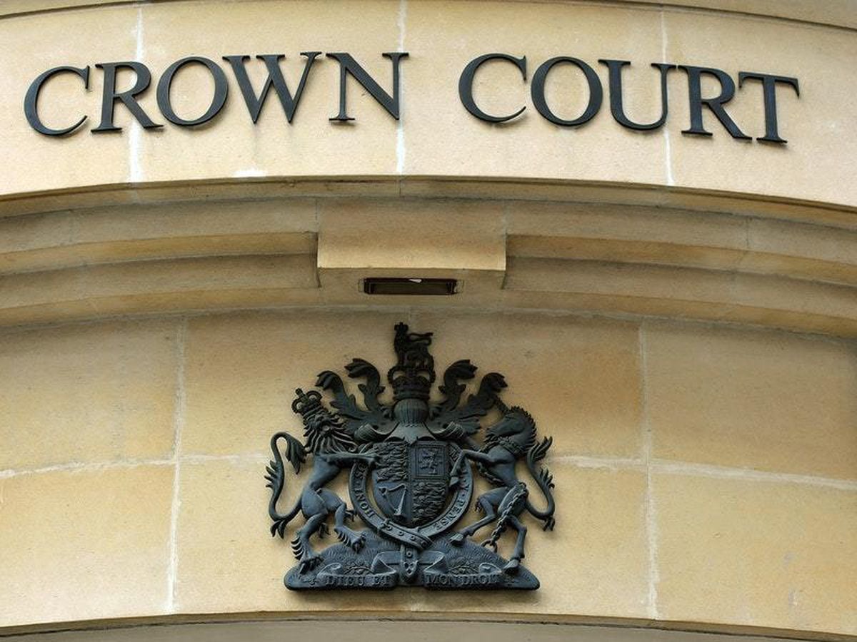 Man douses himself with noxious substance in court | Express & Star