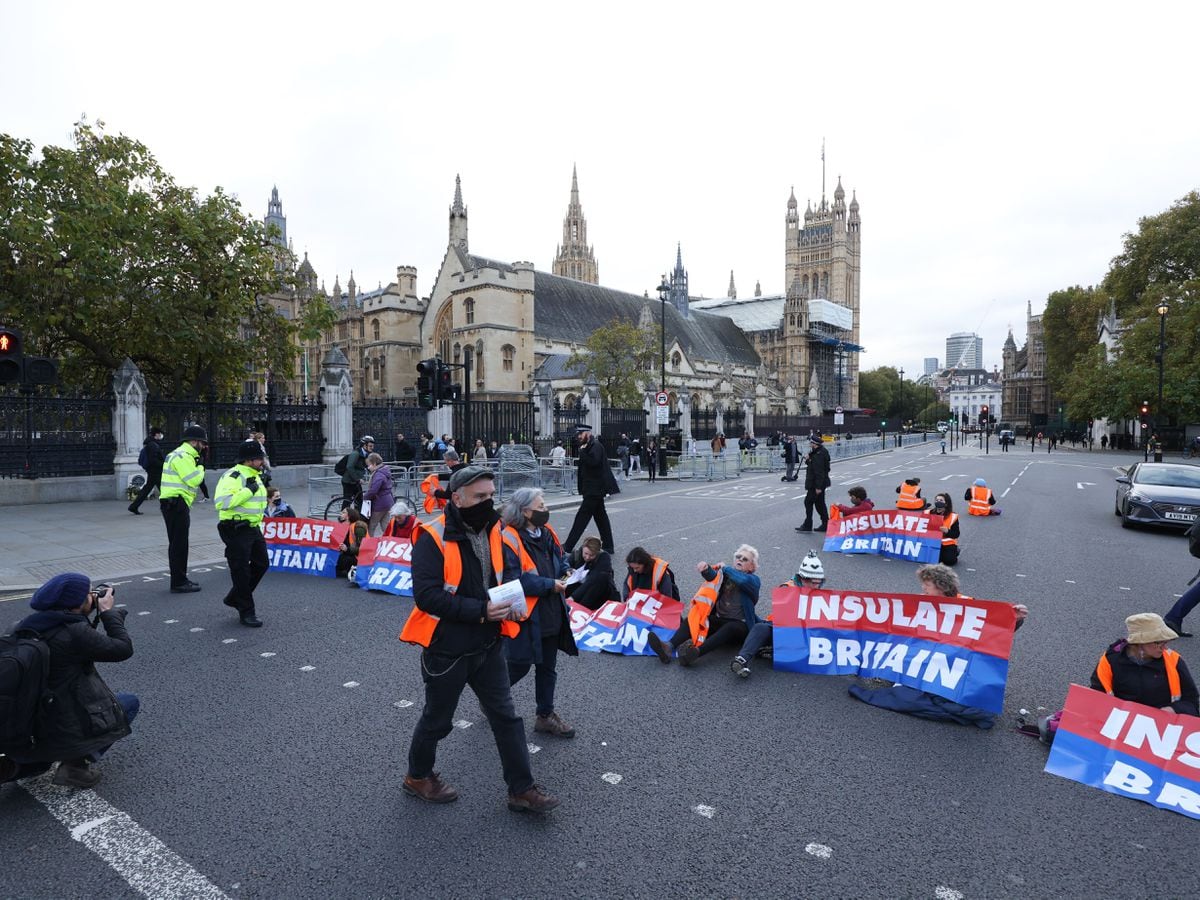 Insulate Britain Protesters Block Two Roads Around Parliament Square   3CUWYBW77VA2XDPDPCH35LFAGA 