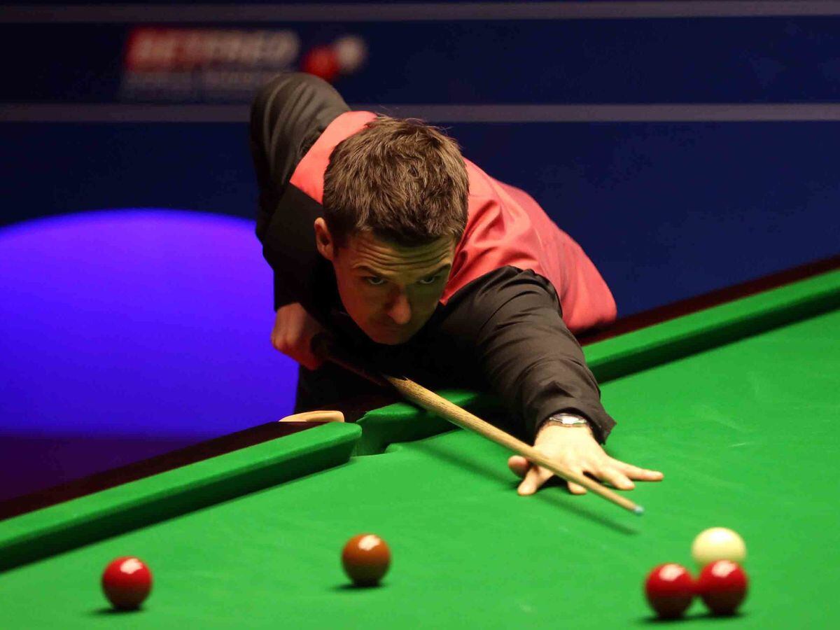 Michael Holt makes most of late call-up with victory in Snooker Shoot ...