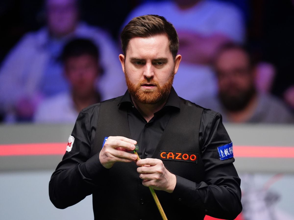 Qualifier Jak Jones edges closer to his first World Snooker ...