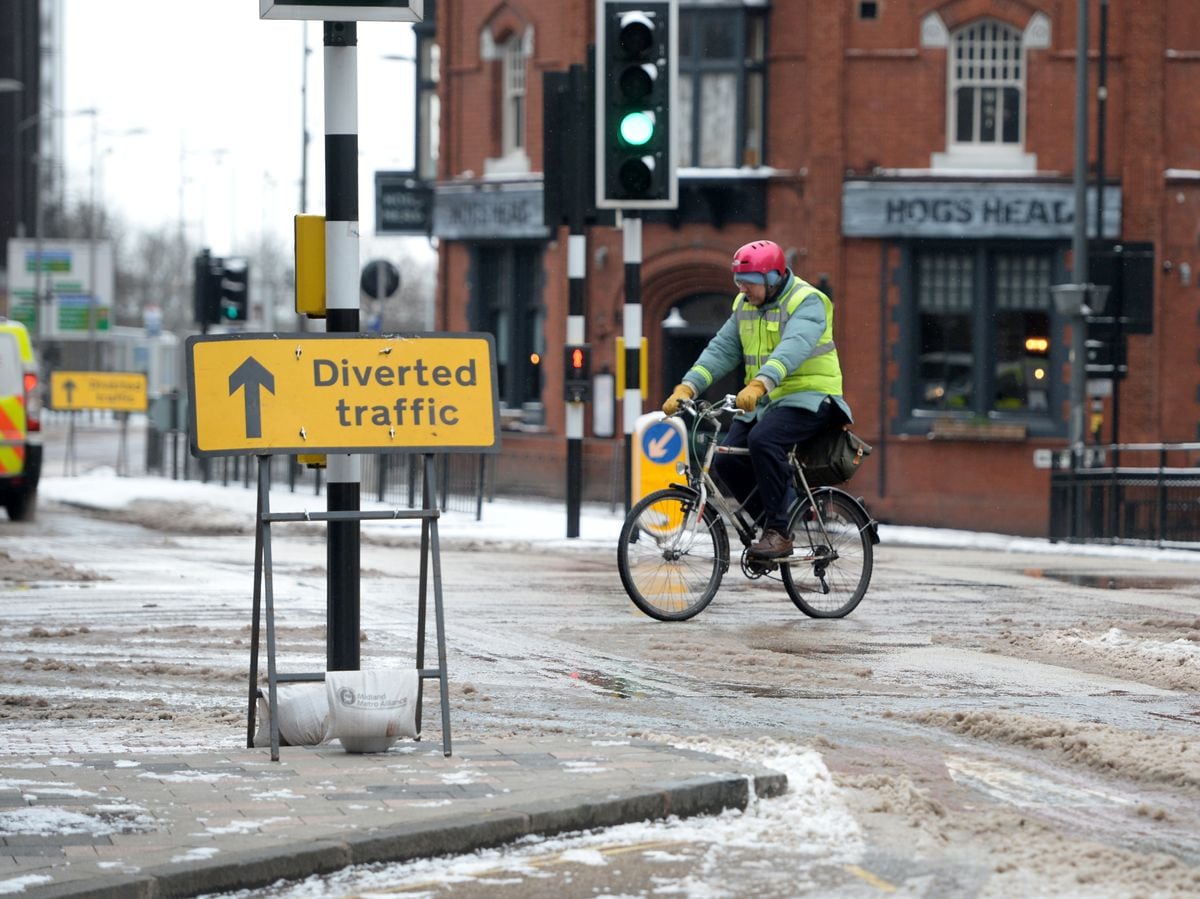 Schools shut as fresh ice warning issued for the West Midlands