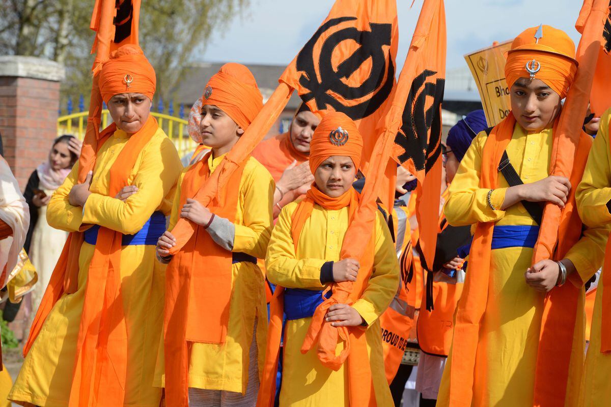 GALLERY Thousands line the streets for Vaisakhi celebrations Express