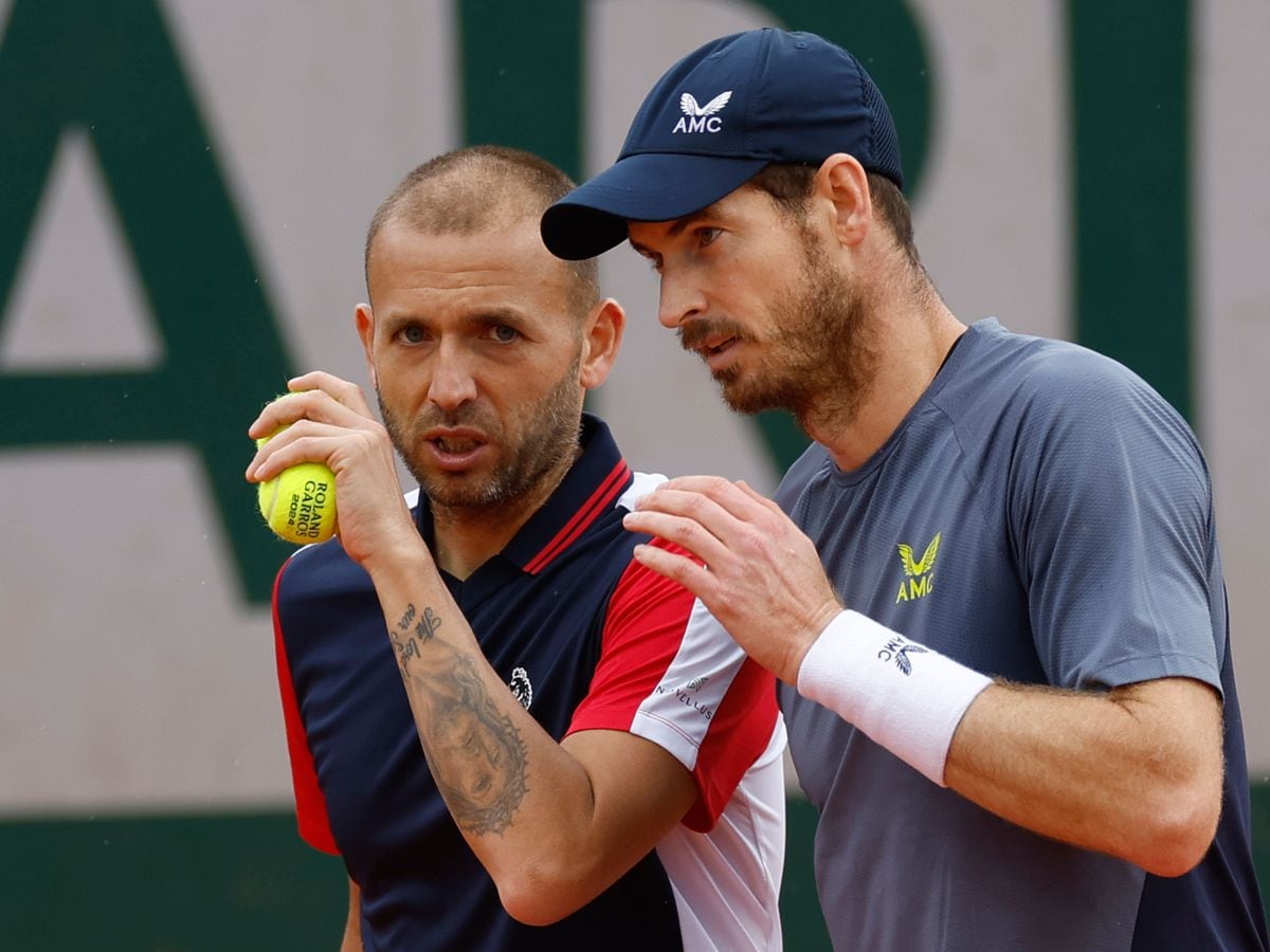 Andy Murray and Dan Evans beaten in French Open doubles