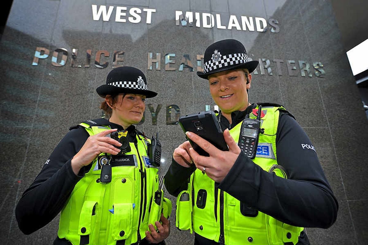 West Midlands Police Cops Of The Future To Fight Crime Wearing Body Cameras And Using Smart