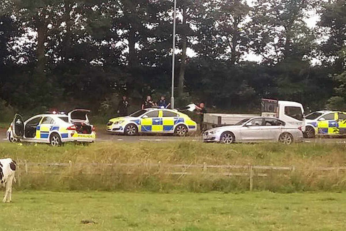 Jewellery Robbery Suspects Arrested After High-speed Stafford Chase ...