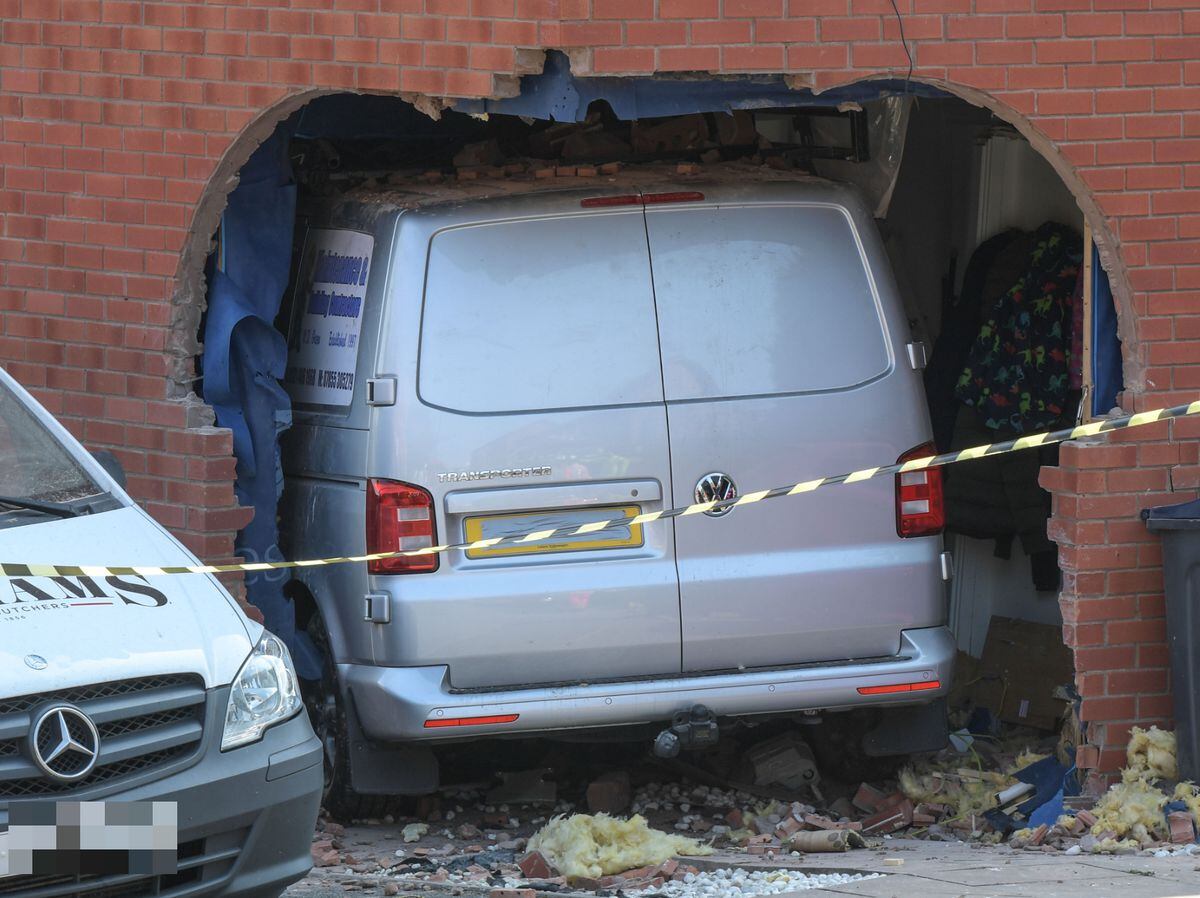 Gas Pipe Fractured As Van Crashes Through Wall And Into House | Express ...