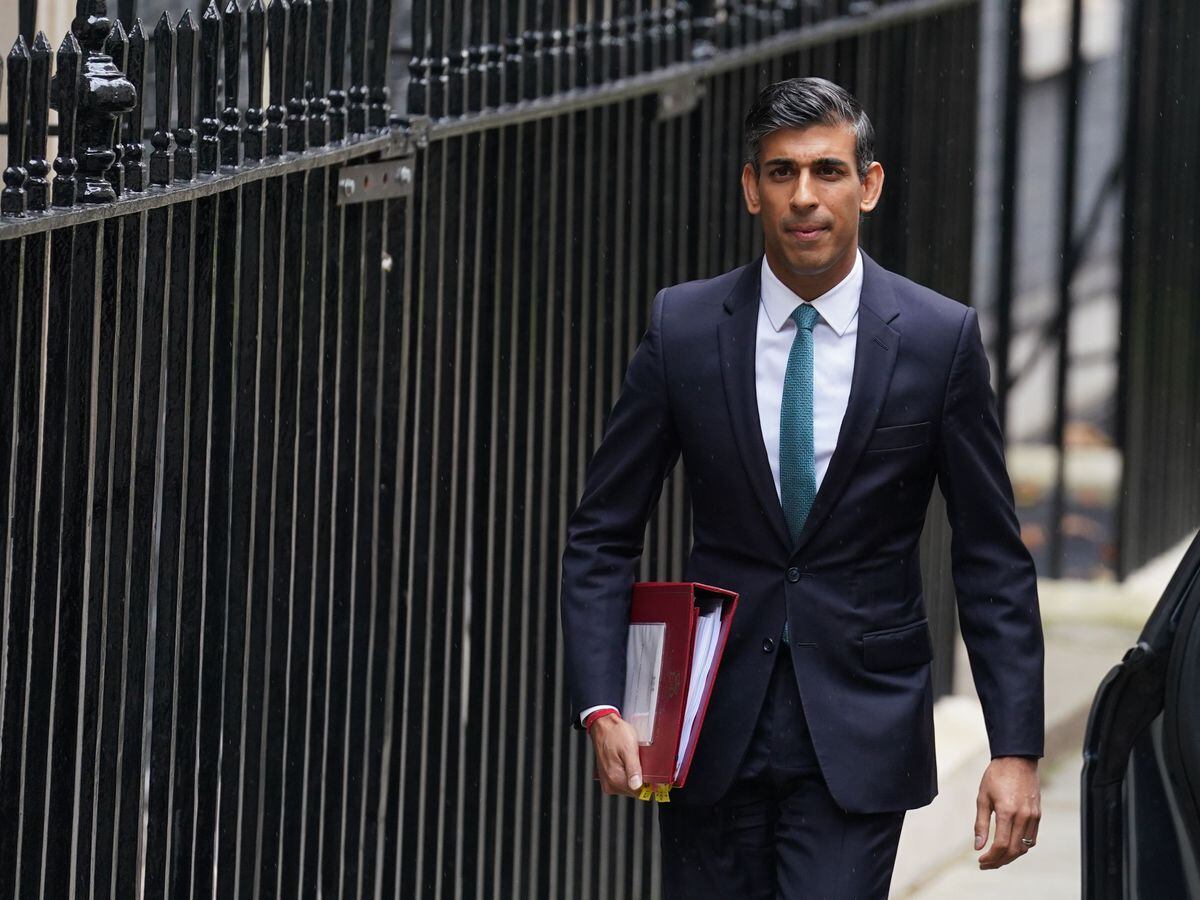 Rishi Sunak leaves 10 Downing Street, Westminster, London for his first Prime Minister's Question at the Houses of Parliament