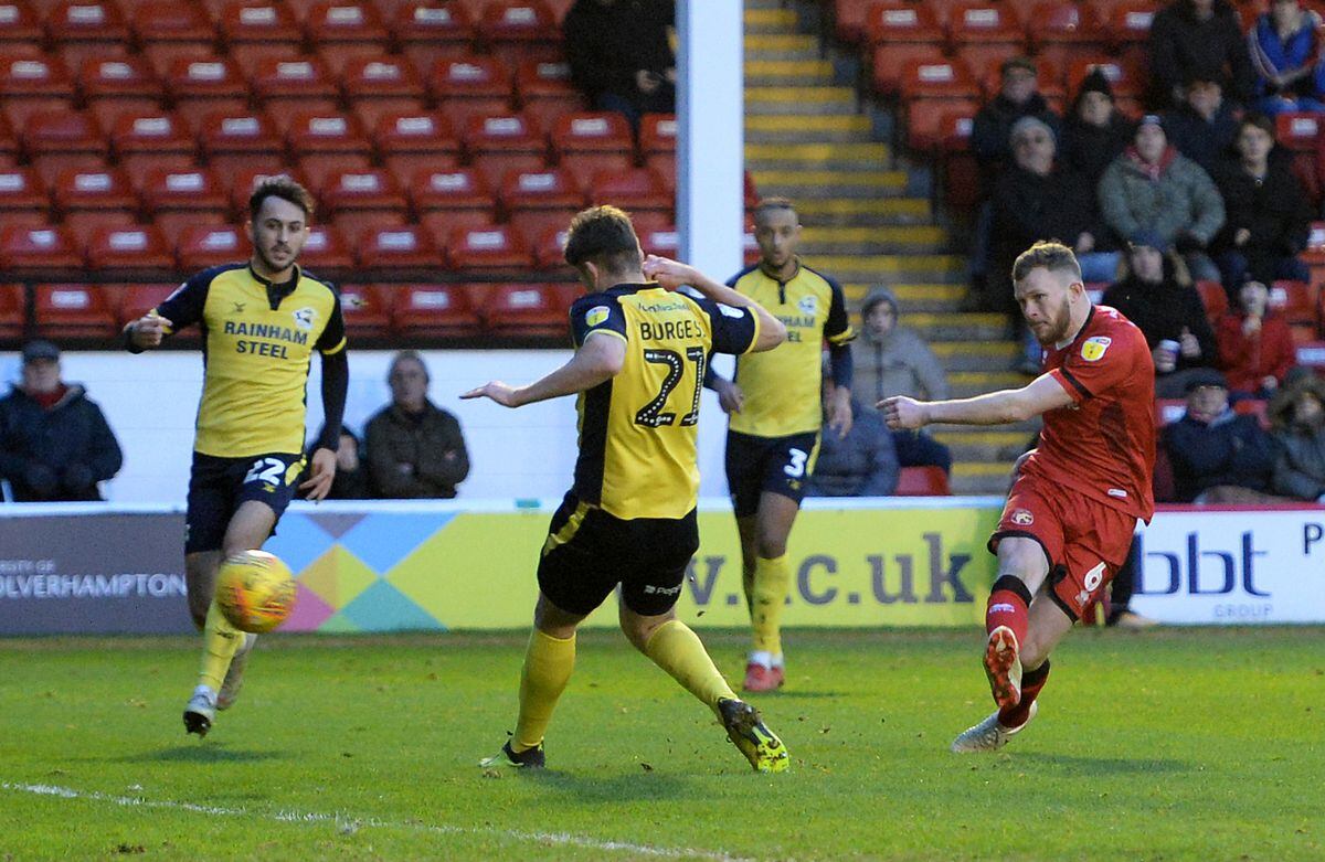 Walsall 1 Scunthorpe 2 - Report and pictures | Express & Star