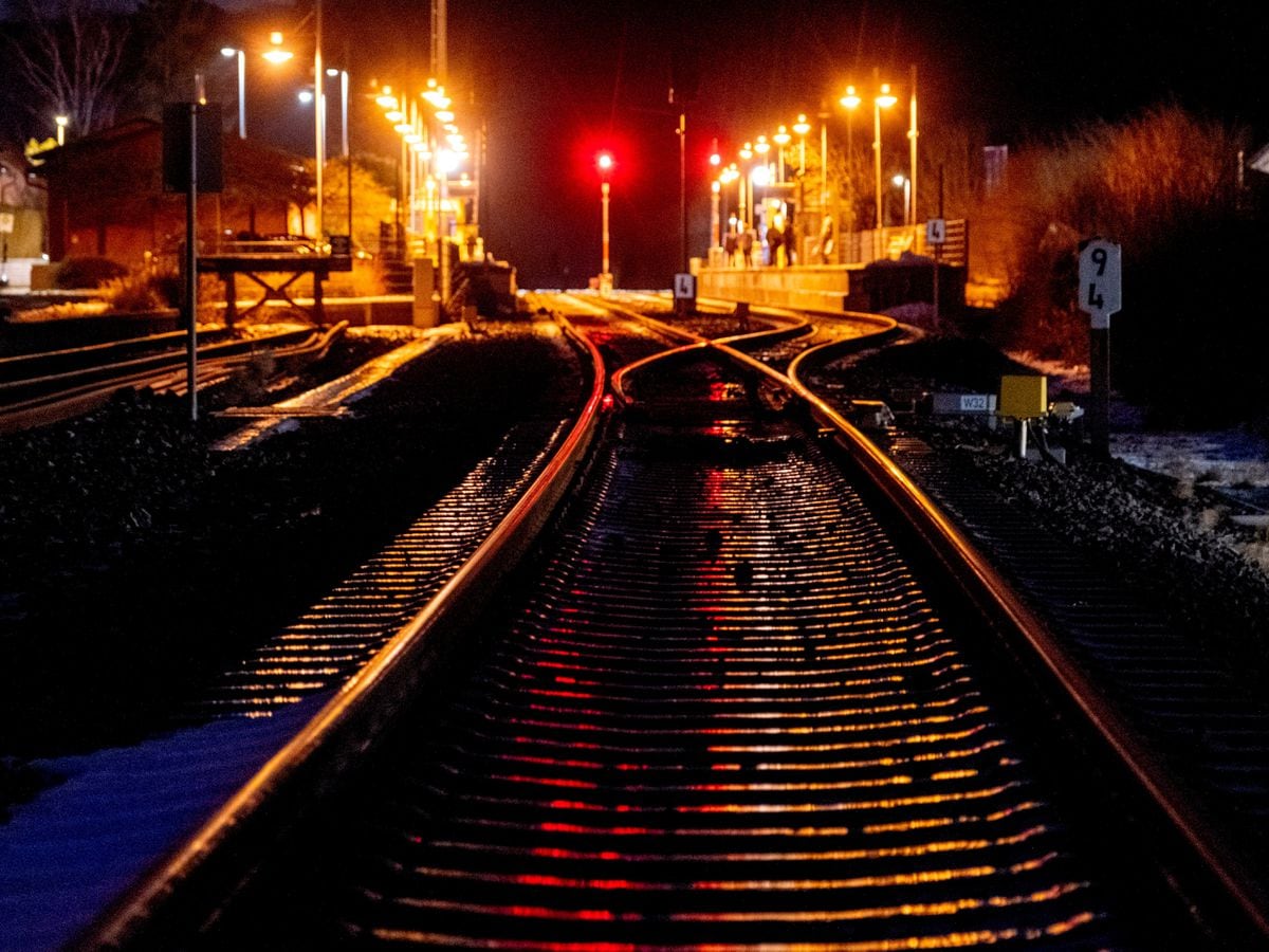 german-train-drivers-union-calls-six-day-strike-over-pay-and-working