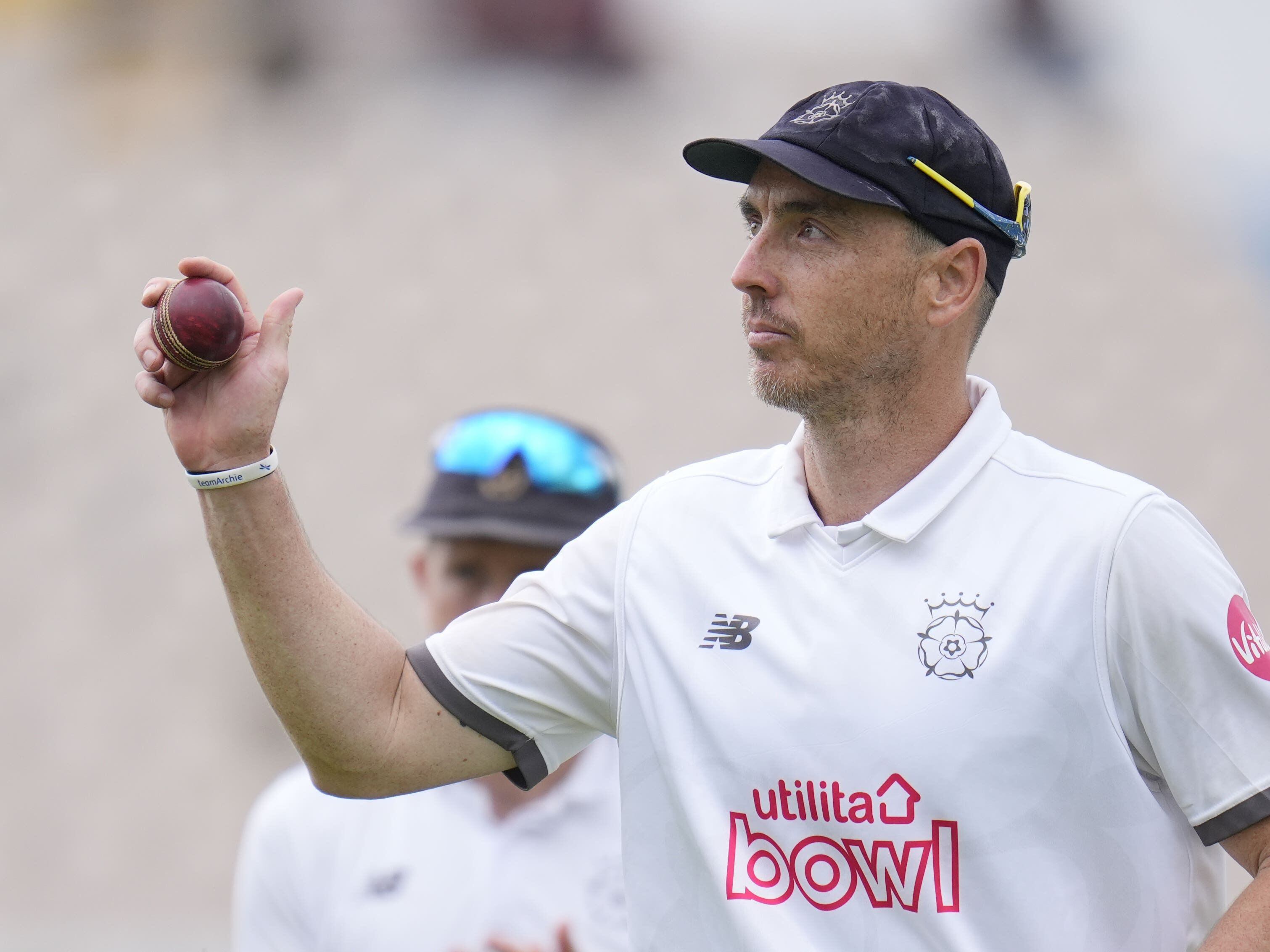 Kyle Abbott makes Hampshire history as he punishes leaders Surrey