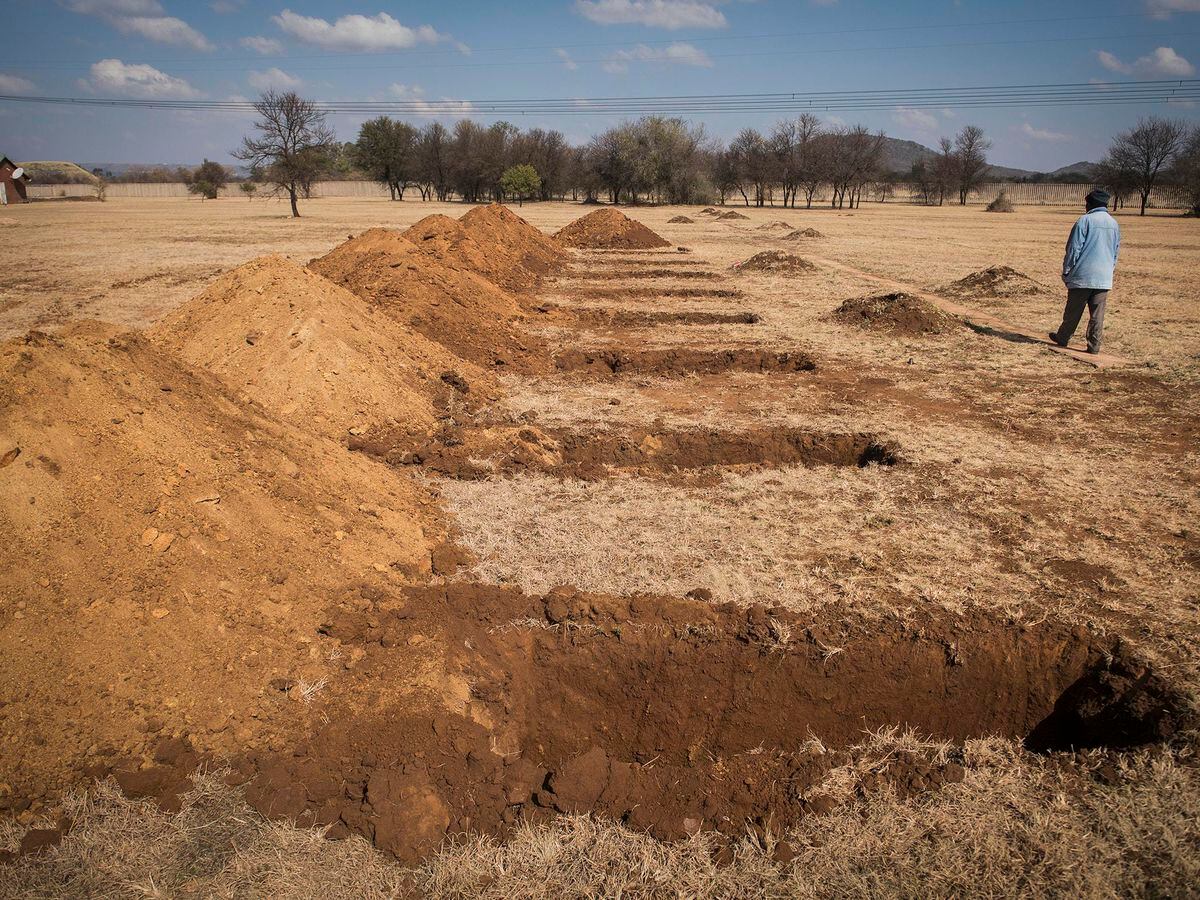 south-african-province-prepares-1-5-million-graves-as-virus-hits-full