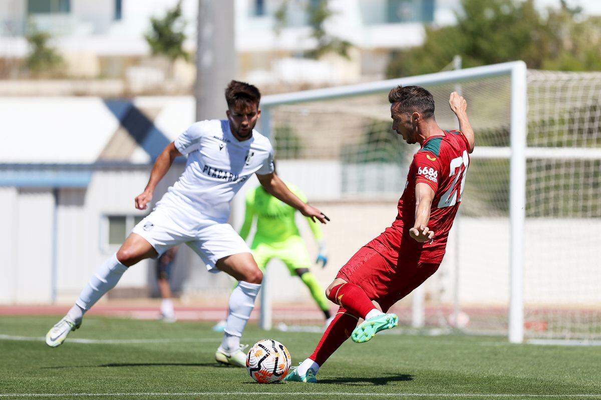 Pablo Sarabia attempts to put a ball into the box (Getty)