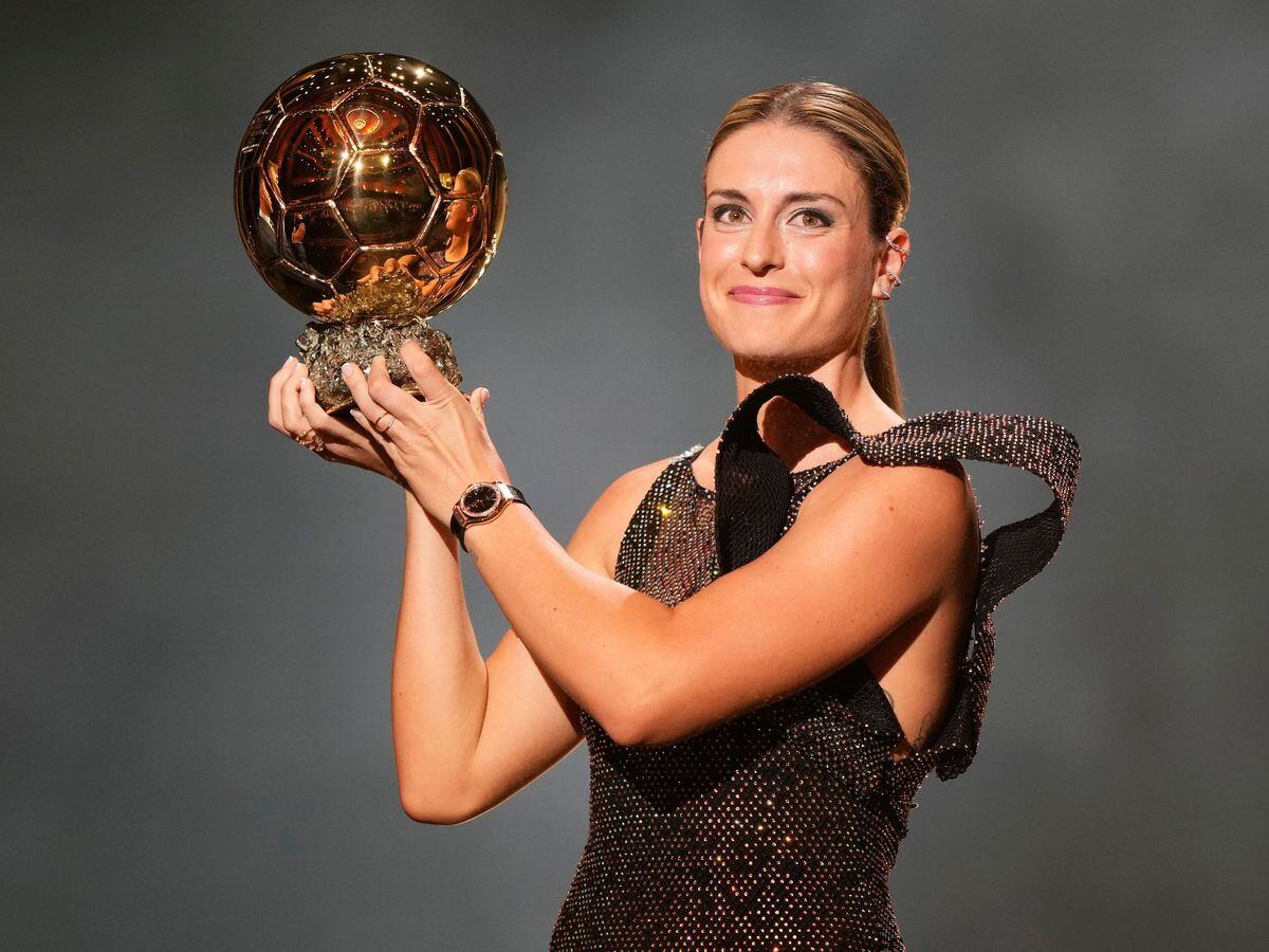 Beth Mead narrowly misses out on headline billing as Ballon d'Or