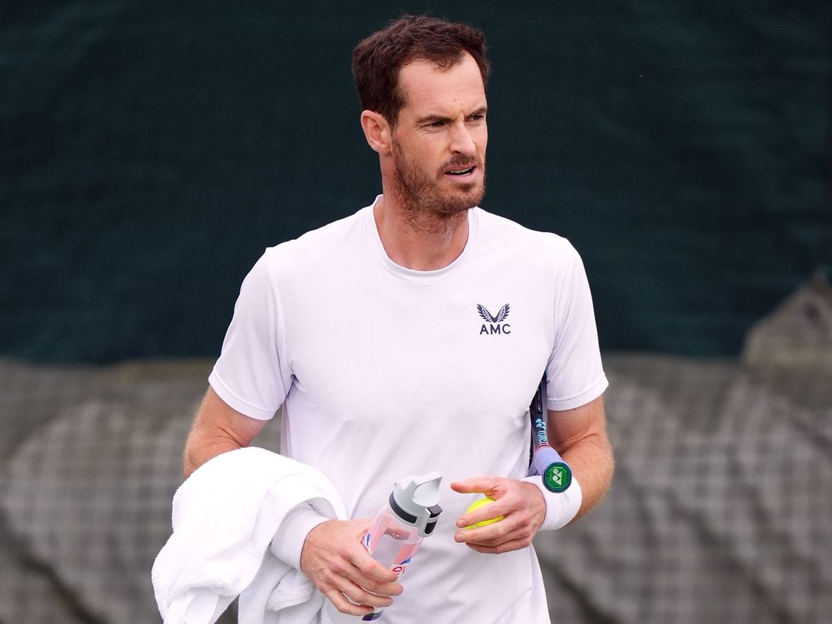 Wimbledon day two: Murray, Djokovic and Vondrousova in the spotlight