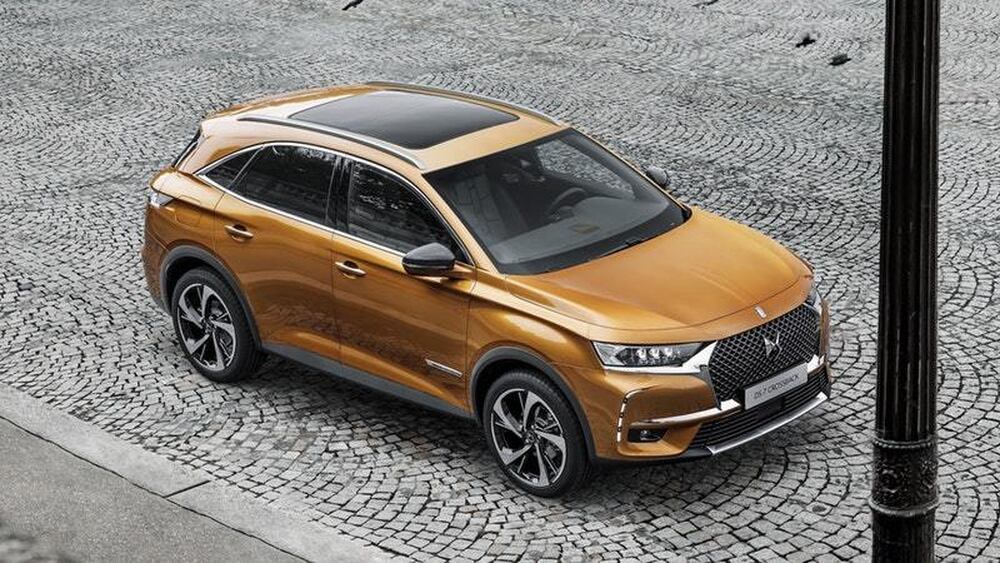 Night Vision And Cat Paw Massages Meet The Ds 7 Crossback