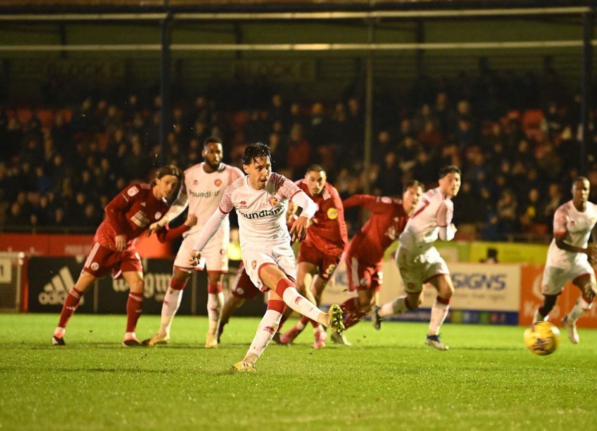 Crawley 1 Walsall 1 - Report | Express & Star