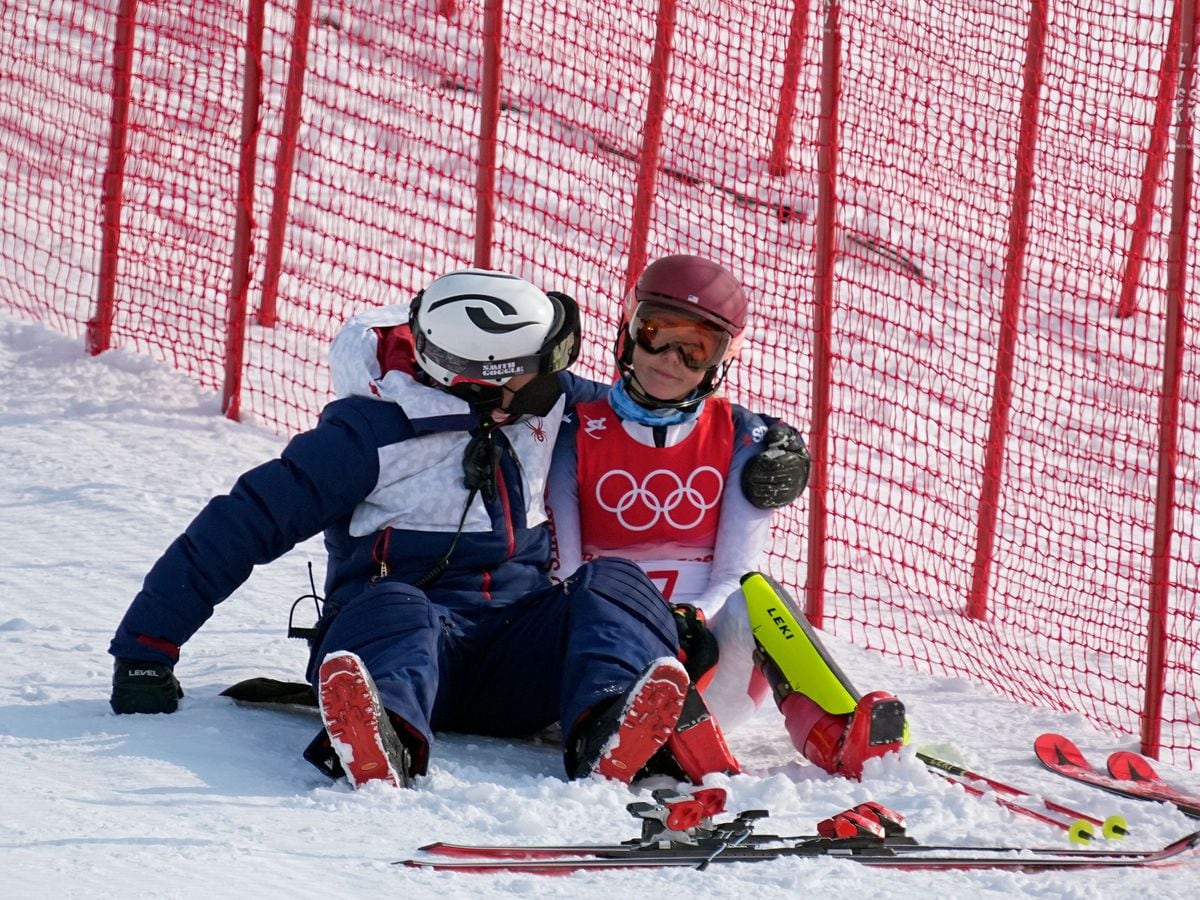 America’s Mikaela Shiffrin Crashes Out Of Slalom After Nightmare ...