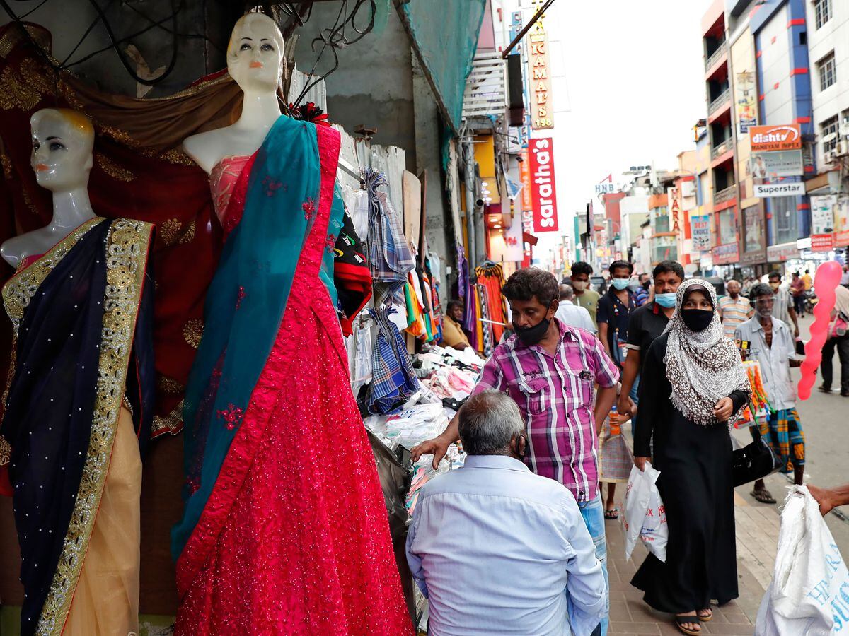 Sri Lanka announces plan to ban burka and close Islamic schools ...