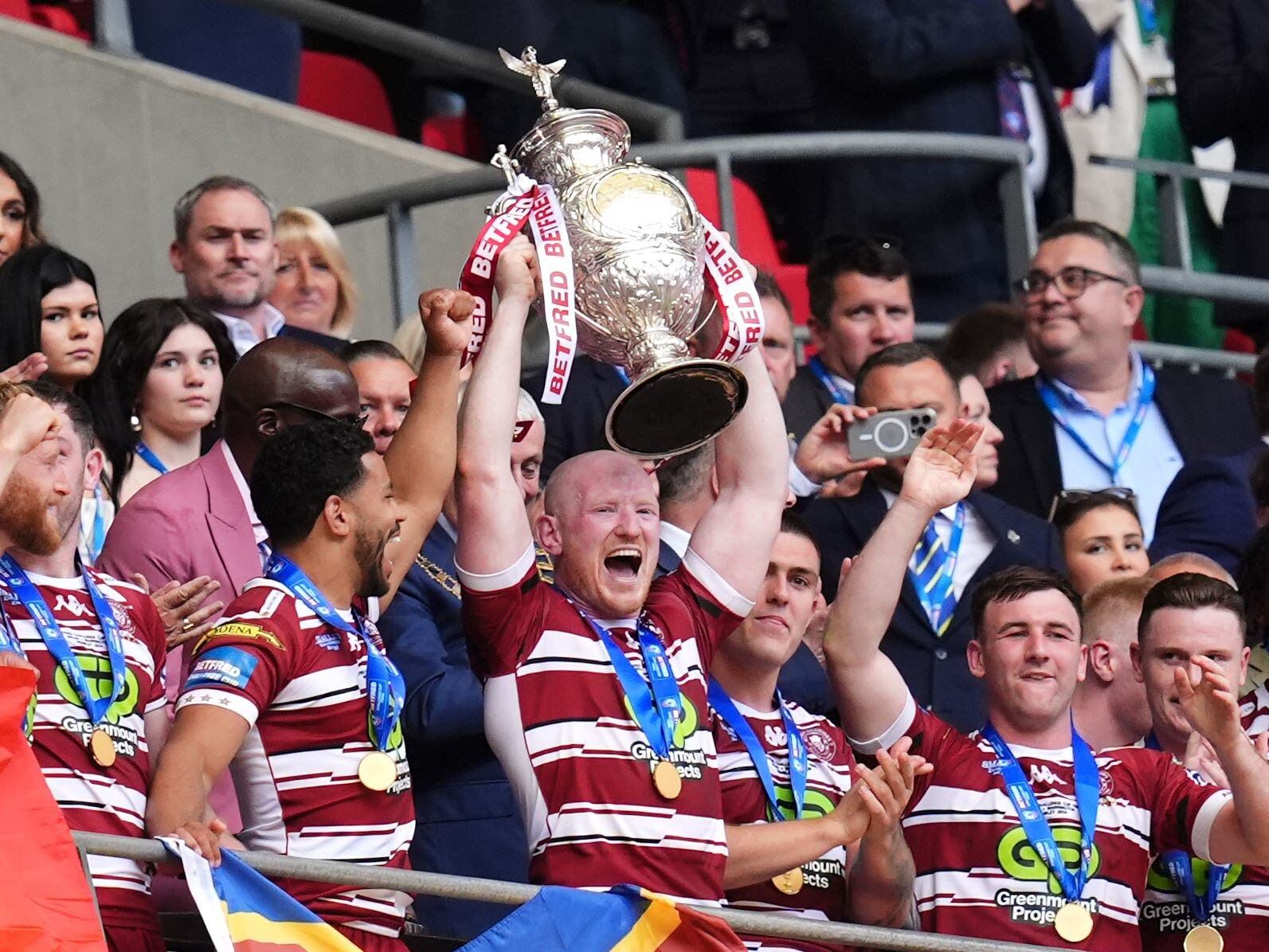 It’s a pretty special squad we’ve got here – Liam Farrell reflects on Wigan win