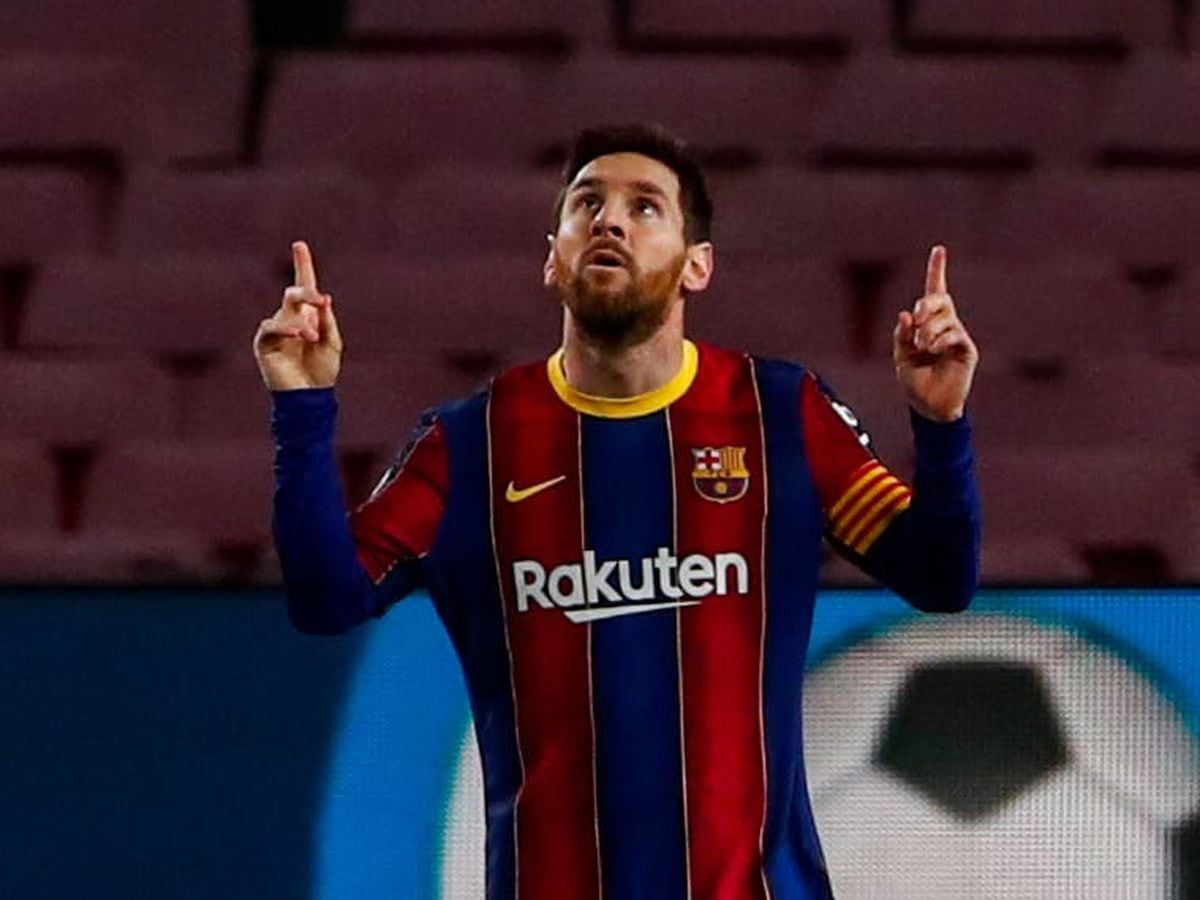 Lionel Messi scores twice as Barcelona cut gap to leaders Atletico