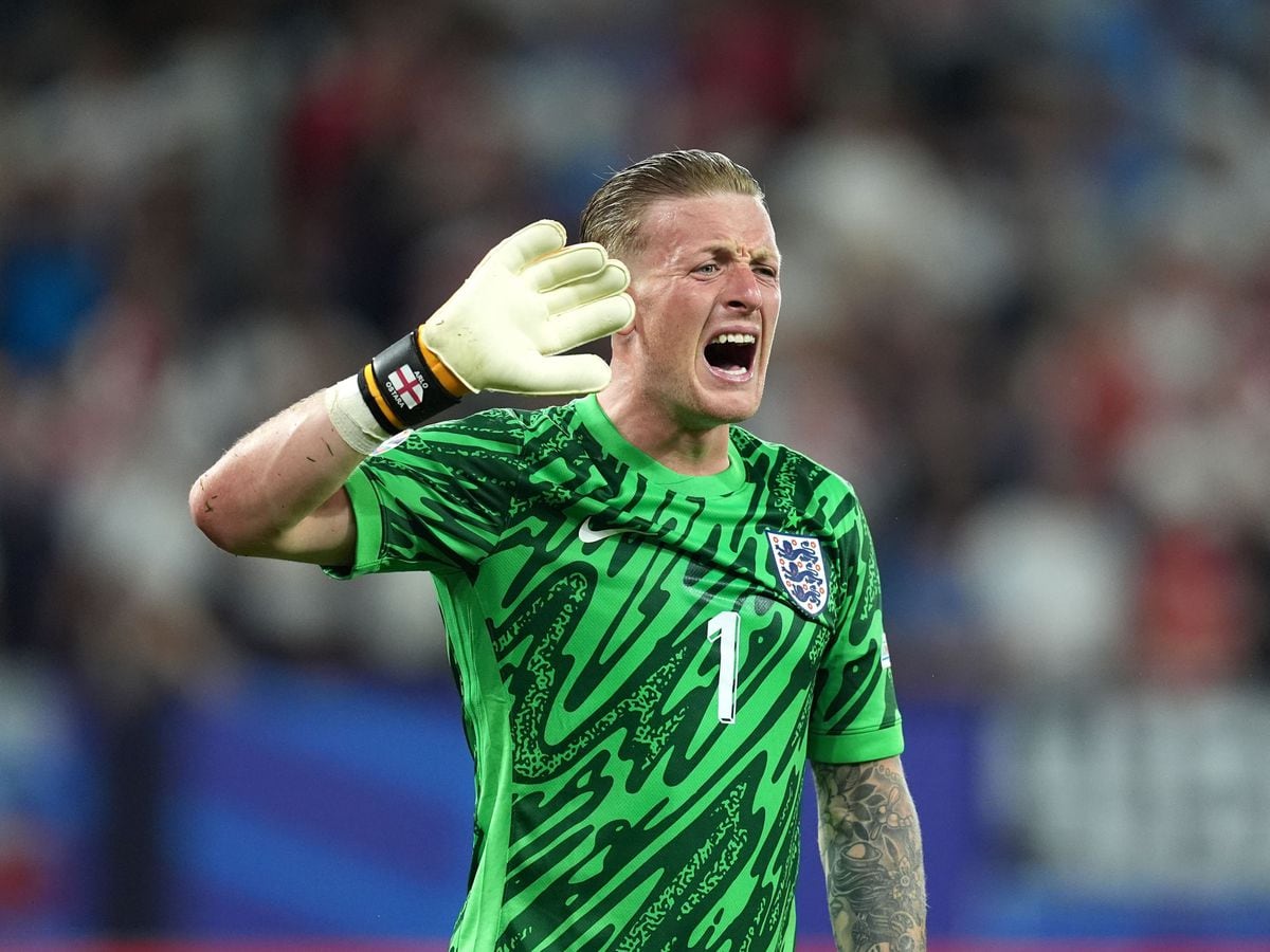 Jordan Pickford: Everyone is behind England boss Gareth Southgate