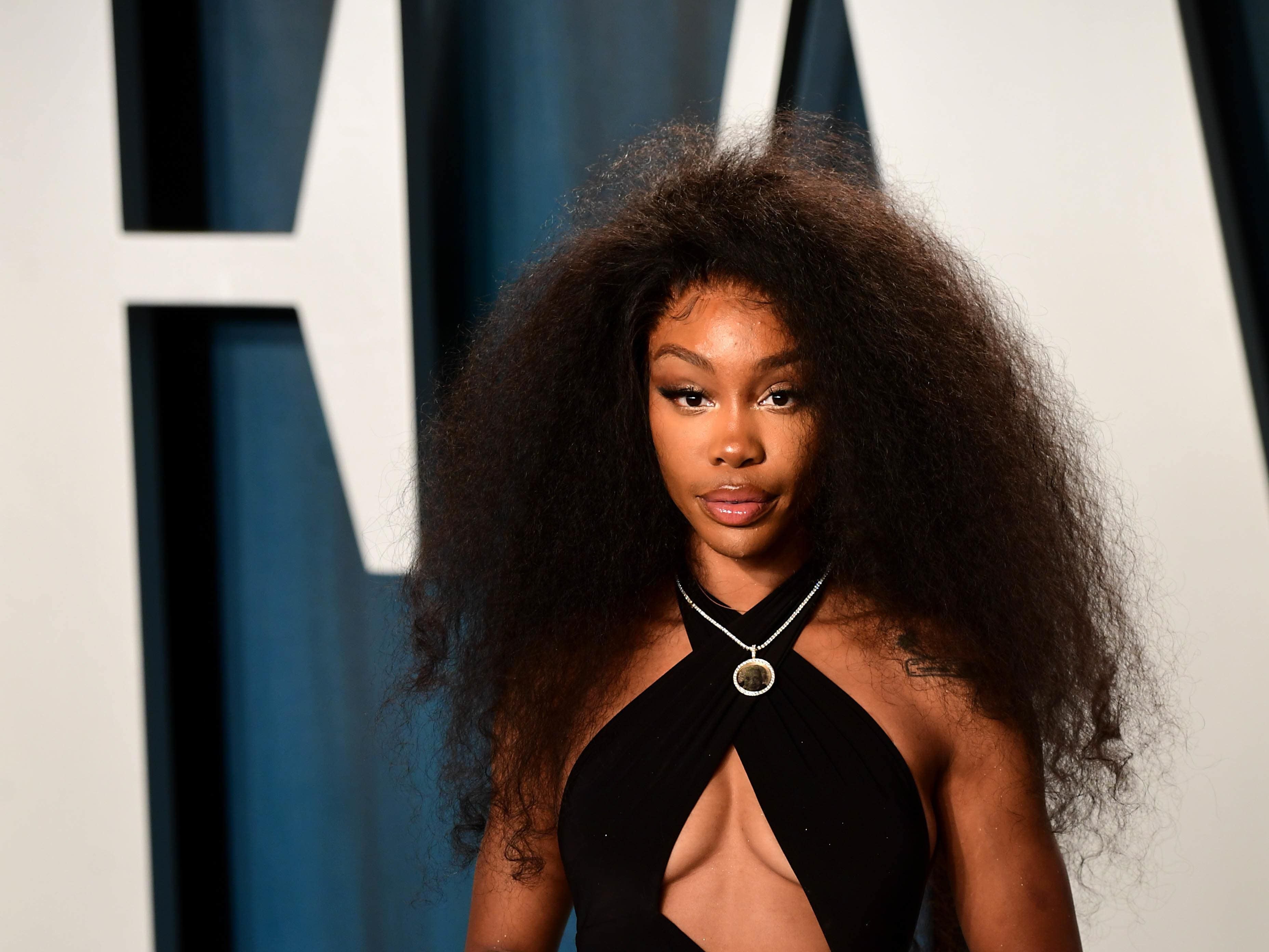 American singer SZA to close out Glastonbury 2024 as final headliner