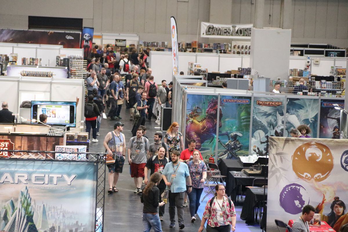 Gaming fans flock to UK Games Expo in Birmingham with pictures